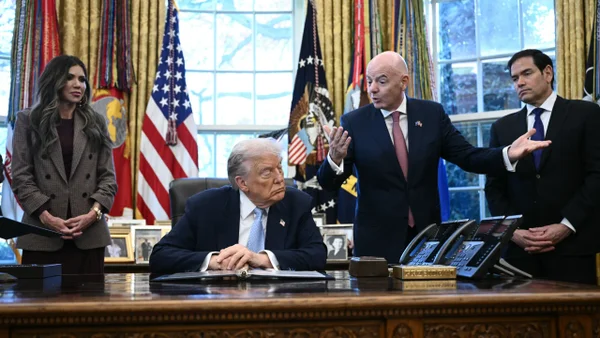 Donald Trump habló con Gianni Infantino sobre cambiar algunas sedes para el Mundial 2026