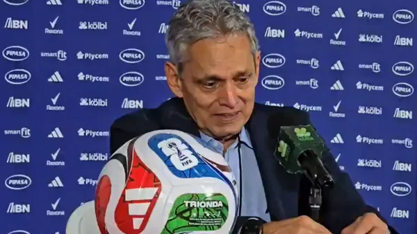 Reinaldo Rueda rompió en llanto tras quedar eliminado del Mundial con Honduras Reinaldo Rueda rompió en llanto tras quedar eliminado del Mundial con Honduras
