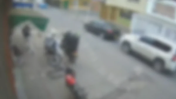 Sin mediar palabra, sicarios asesinaron a sangre fría a hombre en una calle de Bogotá