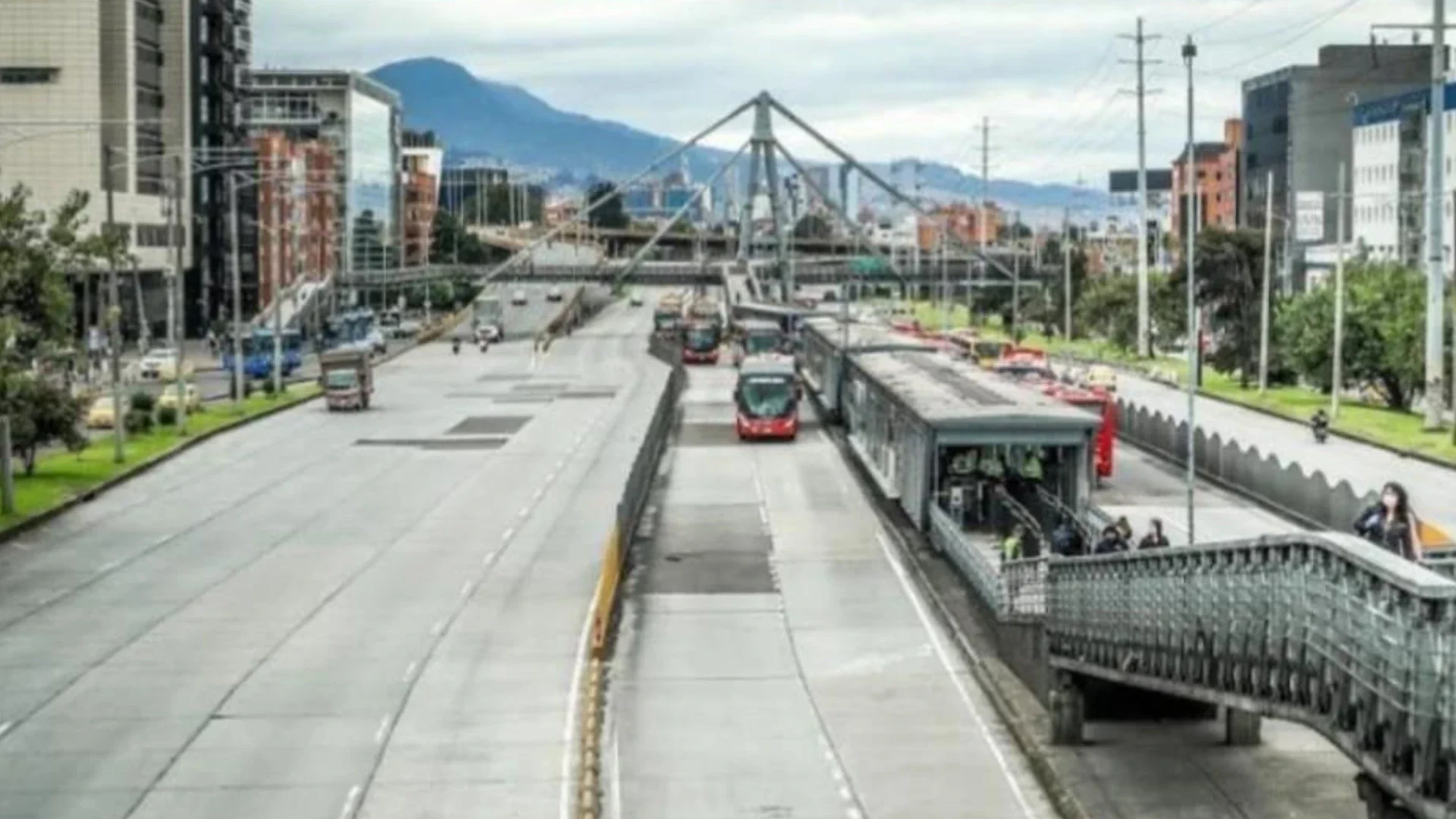 Cierre de concurrido carril en Bogotá.