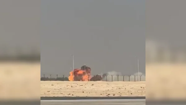 Impresionantes videos muestran cómo fue el accidente de un avión de combate en Dubái