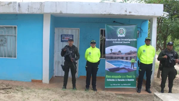 En imágenes | Así eran las casas desde donde el Clan del Golfo escondía y movía droga en Sucre