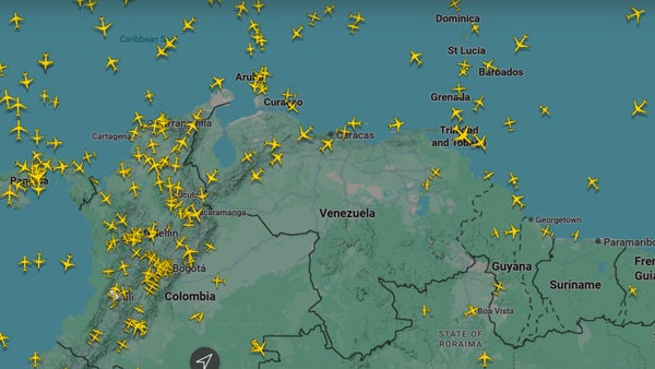 VIDEO | Así luce el espacio aéreo de Venezuela en medio de la suspensión de vuelos tras la advertencia de Estados Unidos VIDEO | Así luce el espacio aéreo de Venezuela en medio de la suspensión de vuelos tras la advertencia de Estados Unidos