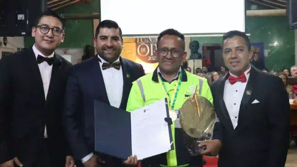 El trabajo social que llevó a Orlando Beltrán a quedarse con la Luna de Oro Chía 2025 El trabajo social que llevó a Orlando Beltrán a quedarse con la Luna de Oro Chía 2025