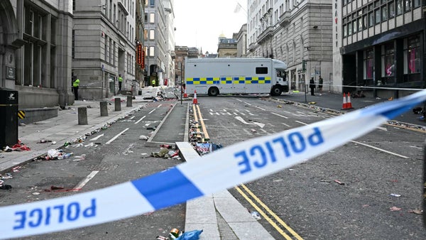 Hombre que arrolló a una multitud en medio de una celebración del Liverpool confesó entre lagrimas Hombre que arrolló a una multitud en medio de una celebración del Liverpool confesó entre lagrimas