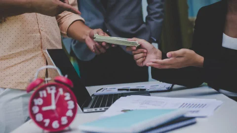 Herramientas empresas pago primas sin afectar su flujo de caja