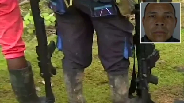 Revelan cómo disidencias controlan escuelas, fincas y preparan atentados: se hacen pasar por jornaleros Revelan cómo disidencias controlan escuelas, fincas y preparan atentados: se hacen pasar por jornaleros