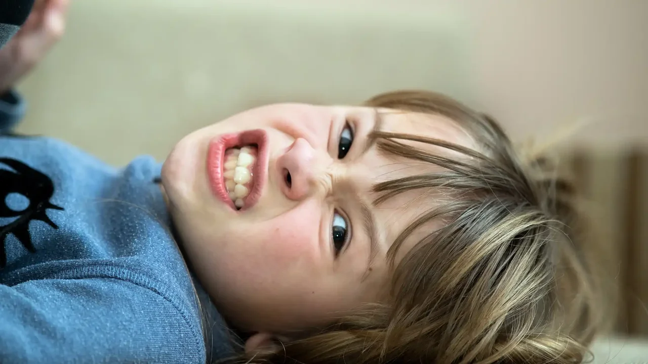 Cover image for Alerta por el incremento del bruxismo infantil en los últimos años