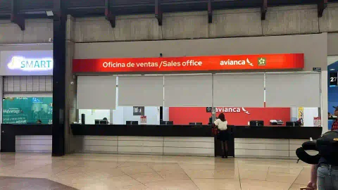 Esto es lo que debe hacer si le cancelan su vuelo por inmovilización de aviones A320 de Avianca