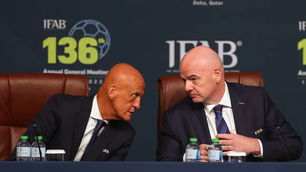 La nueva norma que lo cambiará todo: la FIFA probará regla novedosa en el fútbol La nueva norma que lo cambiará todo: la FIFA probará regla novedosa en el fútbol