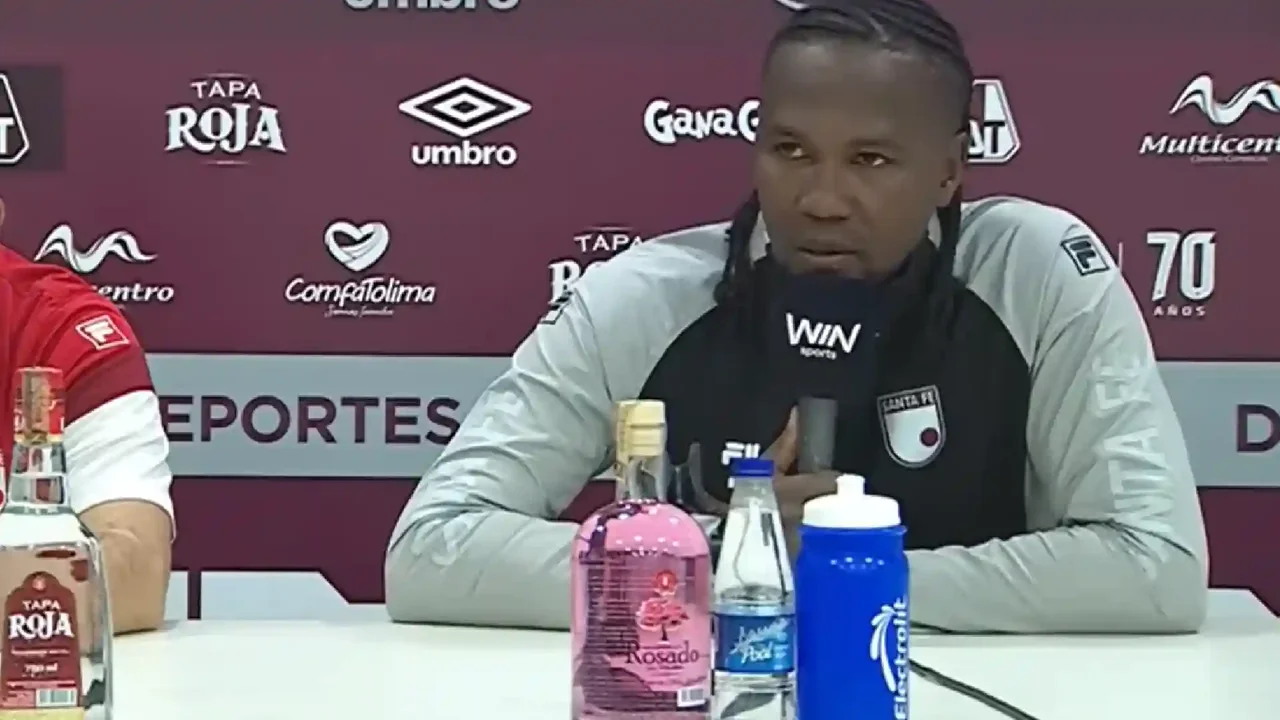 Hugo Rodallega habló tras eliminación de Santa Fe: se refirió al nuevo DT y al 2026