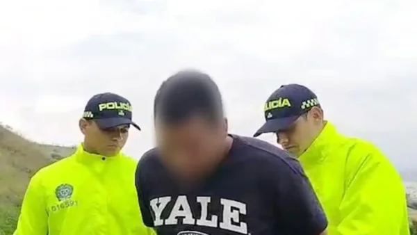 Cayó el 'Monstruo de Ciudad Bolívar': atraía mujeres con falsas ofertas de trabajo para abusarlas y asesinarlas Cayó el 'Monstruo de Ciudad Bolívar': atraía mujeres con falsas ofertas de trabajo para abusarlas y asesinarlas