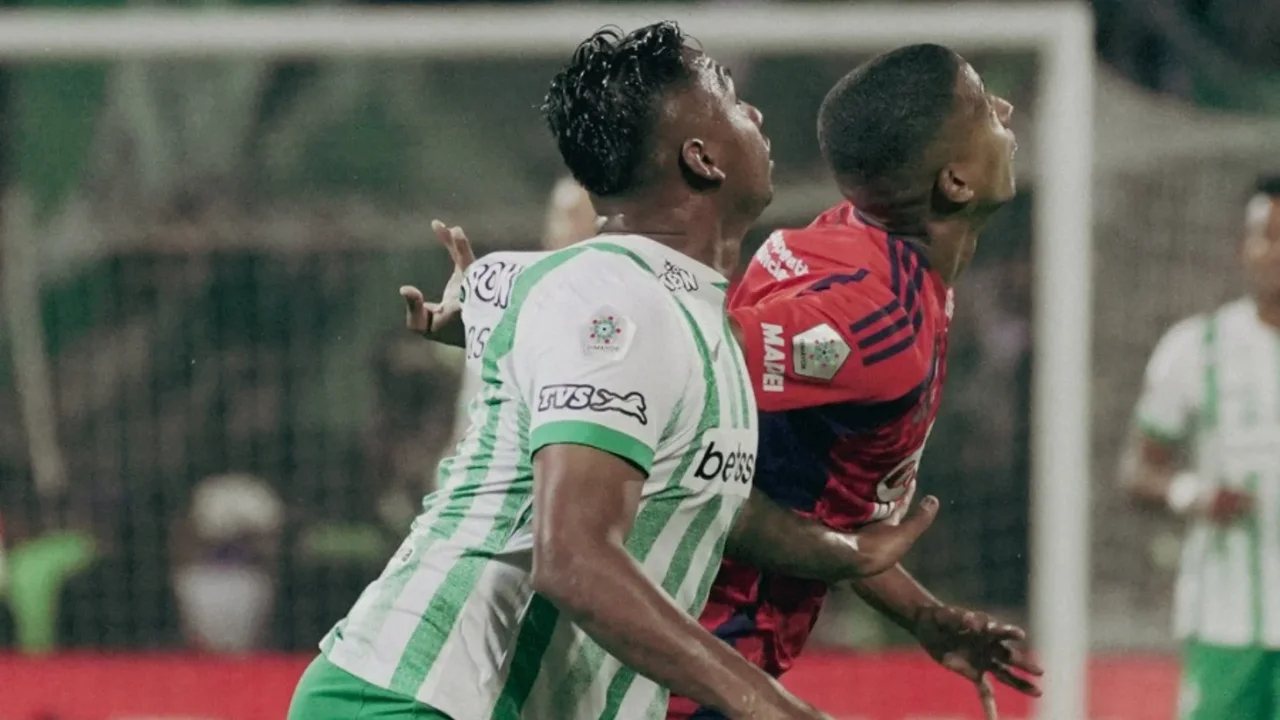 Cover image for Roldán tomó medidas: los jugadores que fueron expulsados por pelea en el Atanasio