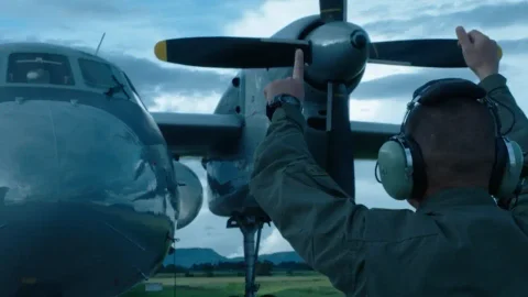 Tripulación Aeronave Antonov 32 galardonada en la XIII Noche del Honor 2025