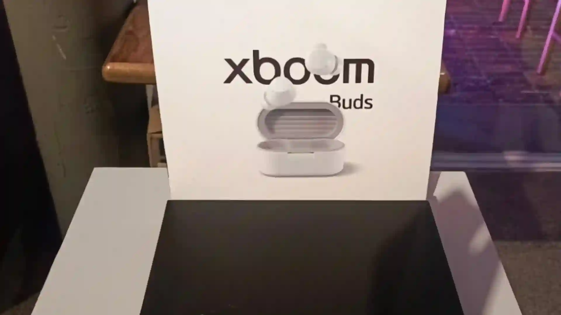 Estos son los audífonos con IA que ajustan el sonido y cancelan el ruido exterior