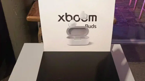 Estos son los audífonos con IA que ajustan el sonido y cancelan el ruido exterior