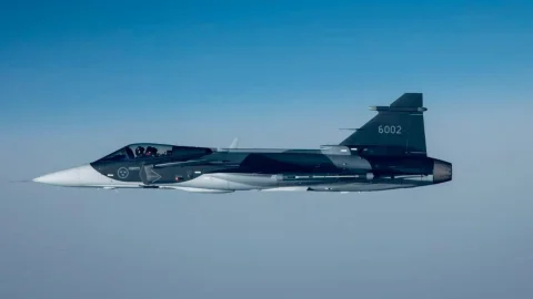 Avión Gripen.