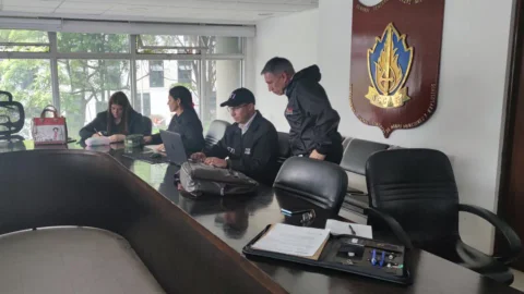 Inspección por filtración a disidencias