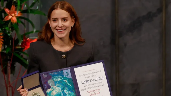 “La libertad se conquista cada día”: hija de María Corina Machado tras recibir el Nobel en su nombre “La libertad se conquista cada día”: hija de María Corina Machado tras recibir el Nobel en su nombre