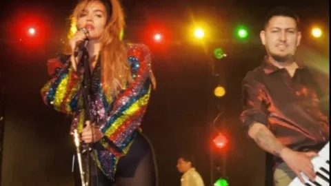 Karol G y Cumbia Delito Cuando me muera te olvido canción video