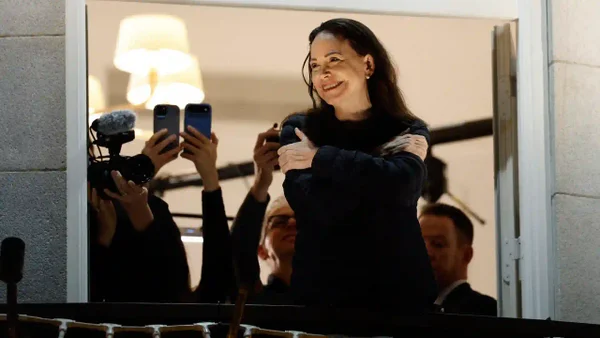 María Corina Machado con peluca, disfraz e hipotermia: filtran detalles inéditos de lo que vivió en su escape María Corina Machado con peluca, disfraz e hipotermia: filtran detalles inéditos de lo que vivió en su escape