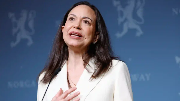 “Subestimamos la amenaza del régimen cubano y hoy estamos ahí”: María Corina Machado “Subestimamos la amenaza del régimen cubano y hoy estamos ahí”: María Corina Machado