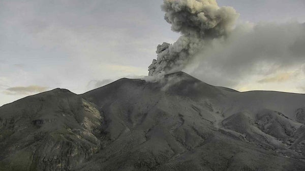 Sigue la alerta en el volcán Puracé: expulsión de ceniza ha aumentado en las últimas 24 horas