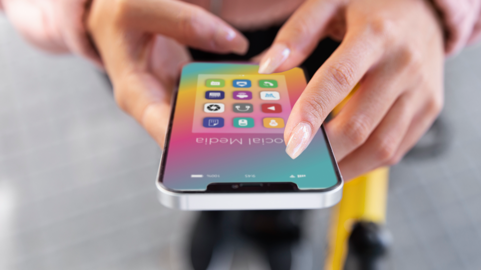 Actualización de iOS 26.2 llegó al IPhone y sorprendió a millones de ...