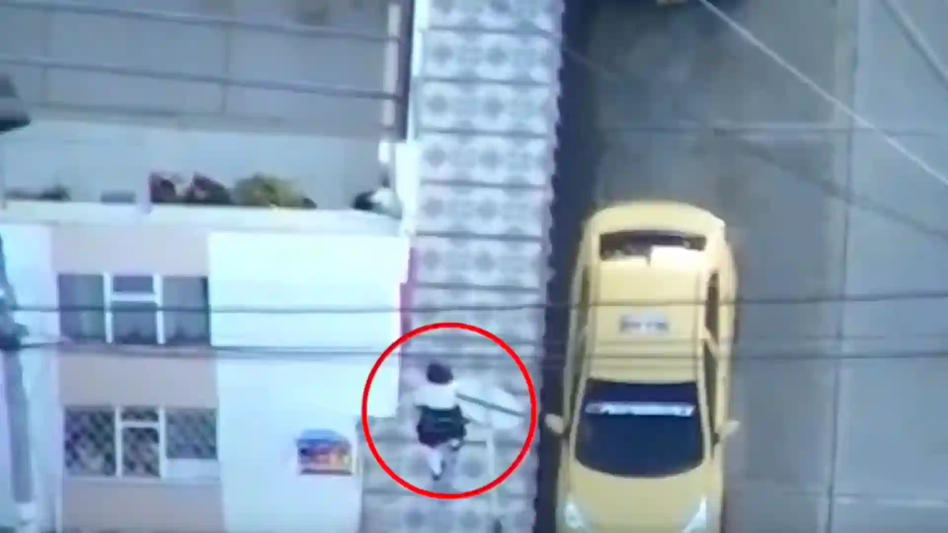 Video grabó cómo una estudiante de colegio vendía droga a sus compañeros en Nariño