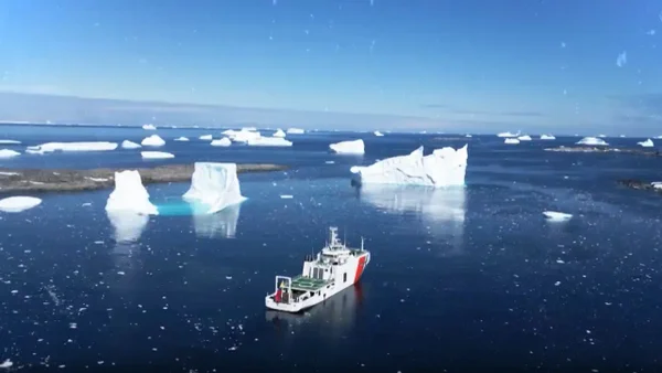 El cruce del paralelo cero: así se cumplieron los rituales del mar en el ARC Simón Bolívar El cruce del paralelo cero: así se cumplieron los rituales del mar en el ARC Simón Bolívar