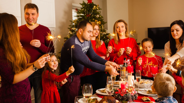 Los mejores juegos para compartir en familia durante las Novenas de Aguinaldos Los mejores juegos para compartir en familia durante las Novenas de Aguinaldos