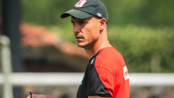 América de Cali y la figura que pidió David González para 2026: ya hay negociaciones adelantadas