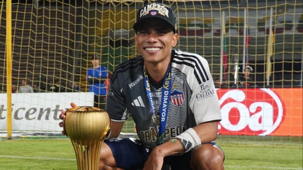 José Enamorado podría irse de Junior: el gigante argentino que busca al delantero