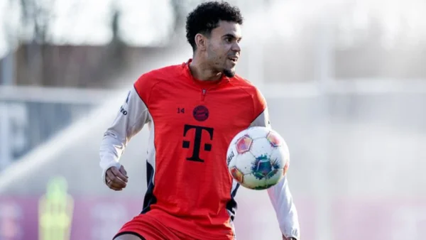 Se acabaron las vacaciones: Luis Díaz regresa al juego con Bayern Múnich