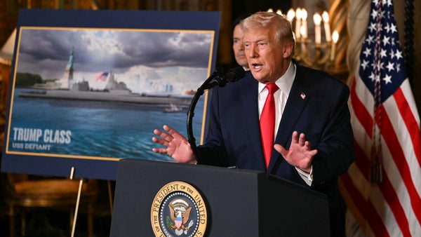 Trump amenaza nuevamente a Maduro y anuncia nuevos buques de guerra para Estados Unidos