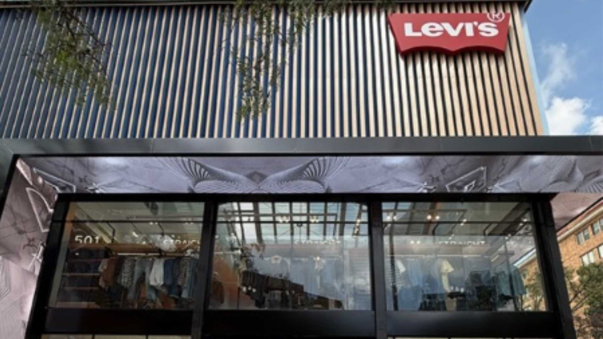 Levi’s inaugura tienda flagship en Bogotá y supera las 100 tiendas en Colombia. Foto cortesía: Levi's