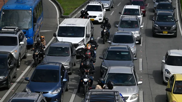 SOAT cambiaría para 2026: taxistas y motociclistas tendrían duro golpe al bolsillo