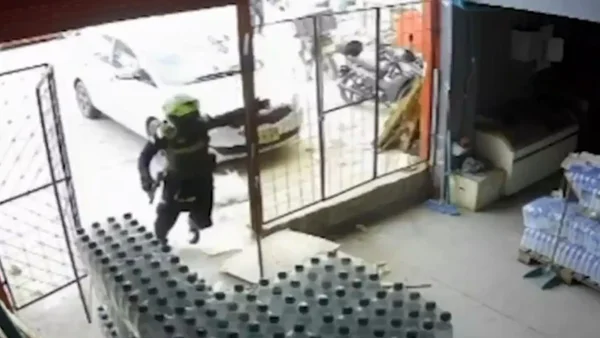 VIDEO | Así fue el violento asalto en una bodega de Cartagena donde trabajadores fueron sometidos y amarrados