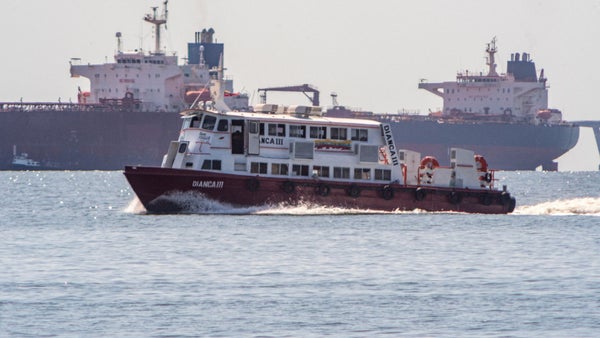 Parlamento venezolano aprueba ley con penas de hasta 20 años por “piratería” y bloqueos navales