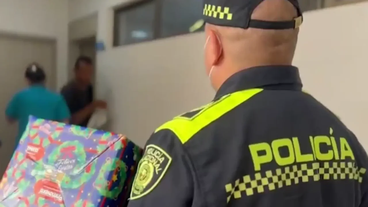 Así se vive Navidad en Colombia: fuerza pública protege los alrededores mientras las familias se reúnen