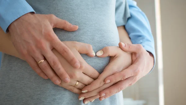 ¡Reconocida periodista del Canal RCN será mamá! Así reveló que está embarazada