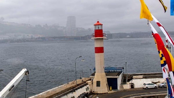 El buque ARC Simón Bolívar hace escala en Chile antes de continuar su misión hacia la Antártica