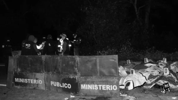 Grave accidente: autobús cayó a un barranco de 75 metros y dejó 15 muertos en Guatemala Grave accidente: autobús cayó a un barranco de 75 metros y dejó 15 muertos en Guatemala