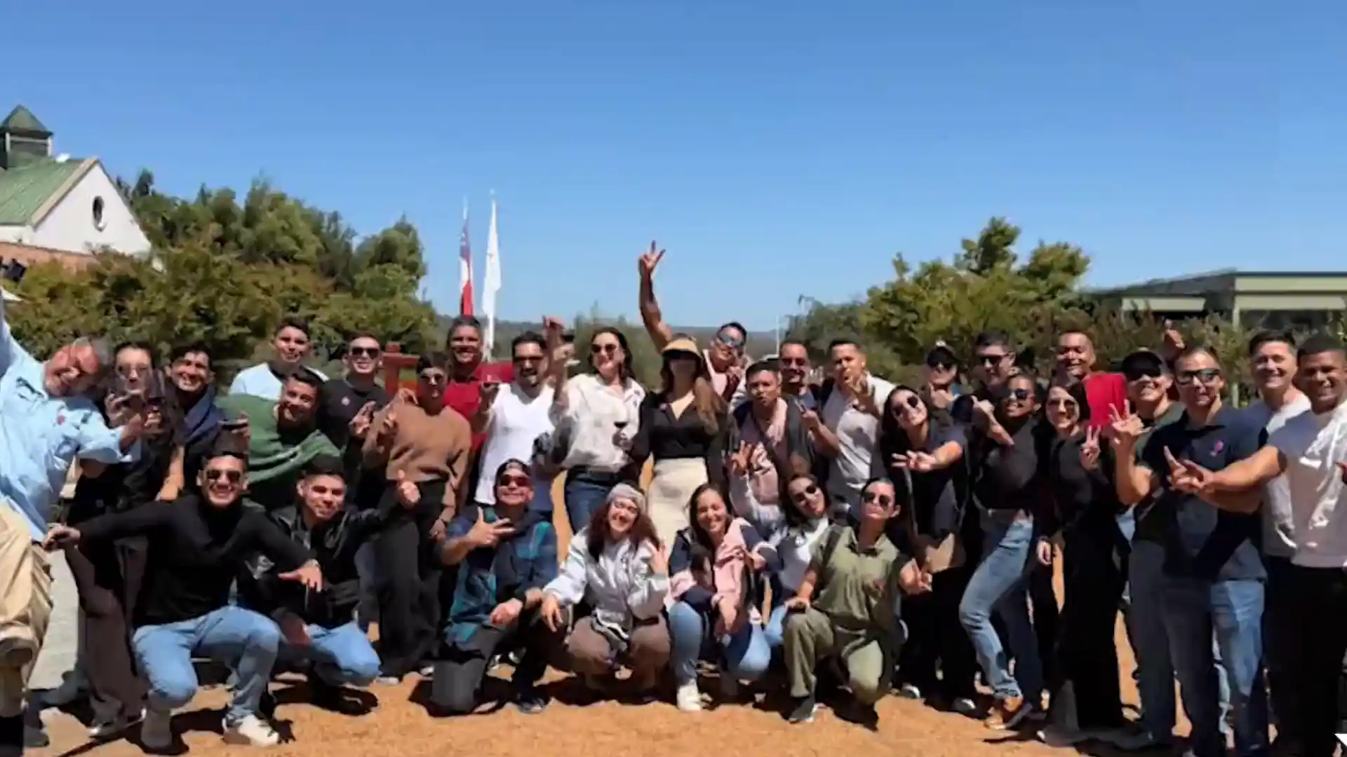 Tripulación del ARC Simón Bolívar visitó los viñedos chilenos en Valparaíso: así fue la experiencia