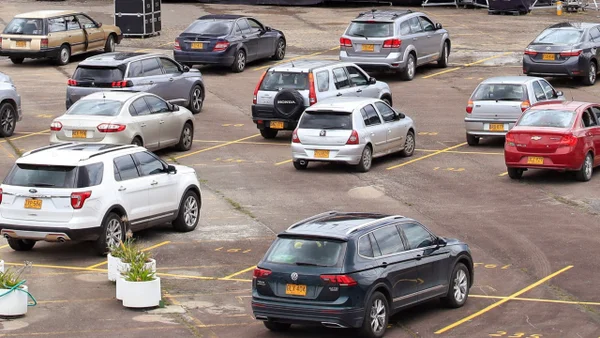 ¿Cuáles fueron las marcas de carros que más vendieron en el 2025 en Colombia?