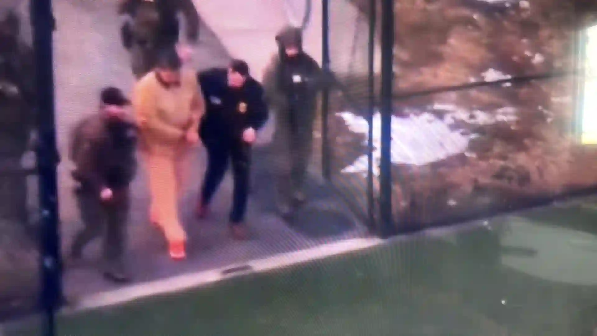 Primera foto de Nicolas Maduro con uniforme de la cárcel de Estados Unidos