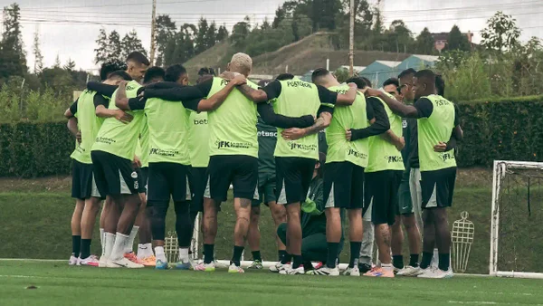 Atlético Nacional inició la pretemporada 2026 sin Marino Hinestroza ni Alfredo Morelos