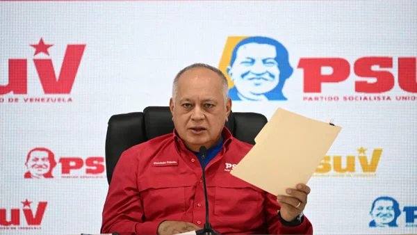 Vidente rompió el silencio y reveló cuál sería el futuro de Diosdado Cabello tras la captura de Nicolás Maduro: esto pasaría Vidente rompió el silencio y reveló cuál sería el futuro de Diosdado Cabello tras la captura de Nicolás Maduro: esto pasaría