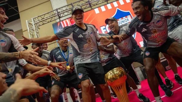 José Enamorado se va rumbo a Brasil: ¿cuánto recibe Junior por la transferencia?