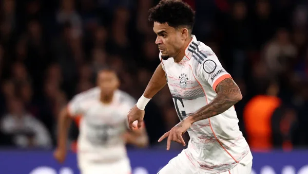 ¡Le está dando la vuelta al mundo! Esta fue la jugada maradoniana que Luis Díaz hizo con el Bayern Múnich en el inicio del 2026